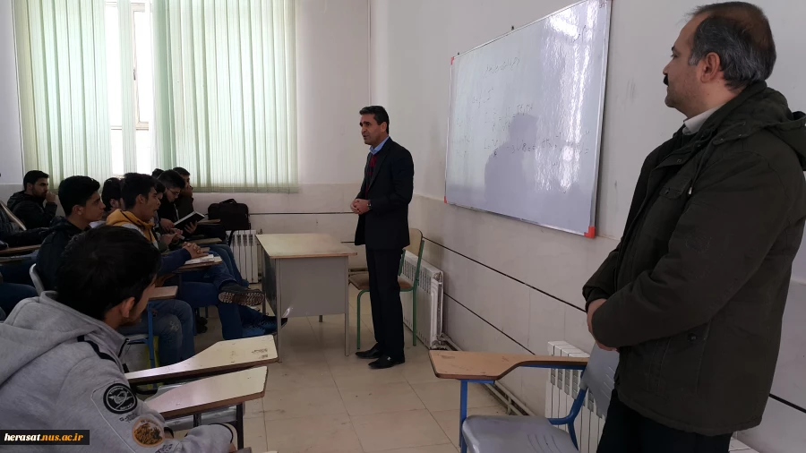 گارگاه آموزشی  پیشگیری  و مبارزه با آنفولانزا -در آموزشکده خمین با دعوت از پزشک