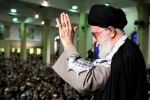 دیدار هزاران نفر از مردم ولایی اصفهان با امام خامنه ای