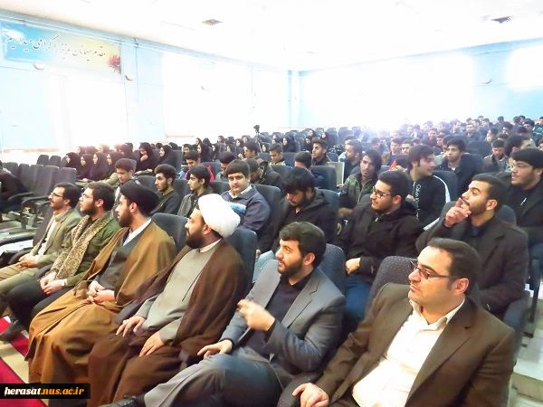 همایش اقتصاد مقاومتی با حضور استاد عبدالمالکی در دانشکده فنی و حرفه ای امیر کبیر اراک