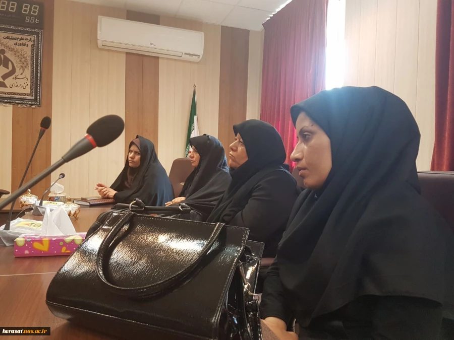 شرکت در جلسه با سرپرستان خوابگاه دانشکده فنی خرم آباد 2