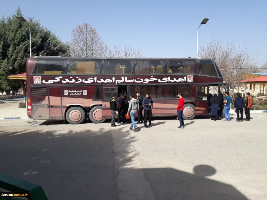 استقرار واحد سیار انتقال خون در دانشکده فنی خرم آباد 7