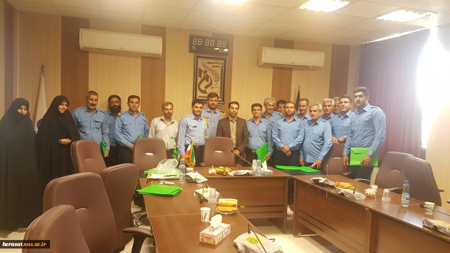 برگزاری اولین همایش استانی تکریم ارباب رجوع حراست دانشگاه فنی استان لرستان  13