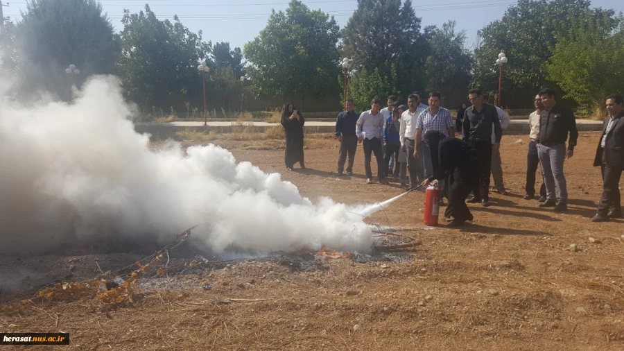 مانور اطفاء حریق دانشگاه فنی استان لرستان 3