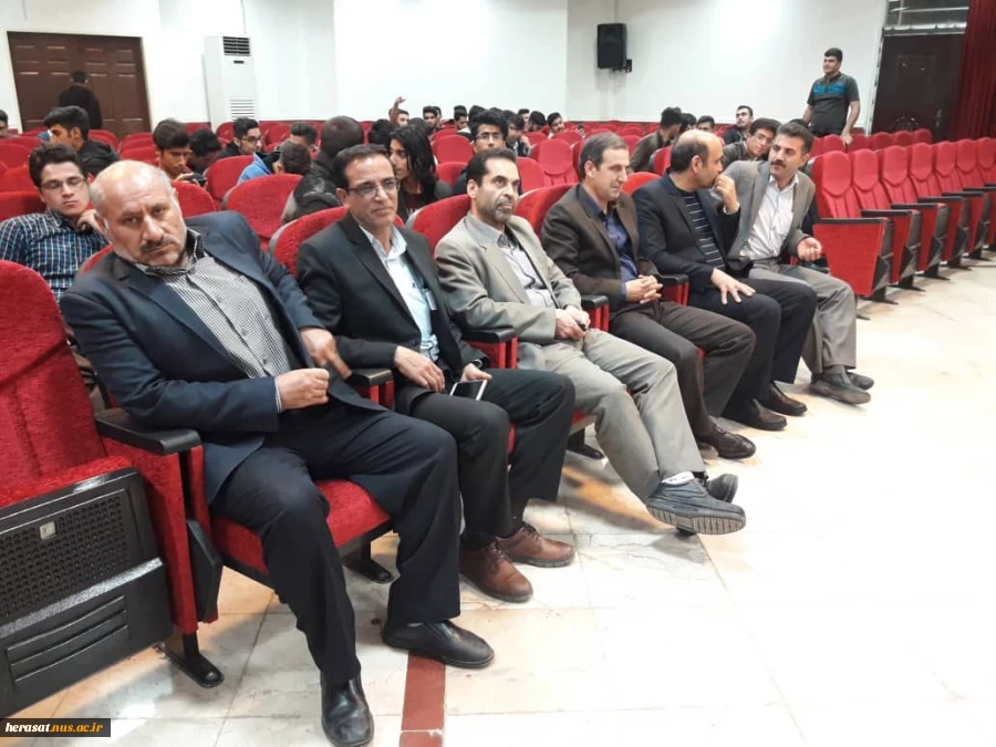 برگزاری جلسه پرسش وپاسخ با دانشجویان در دانشکده فنی خرم آباد 2