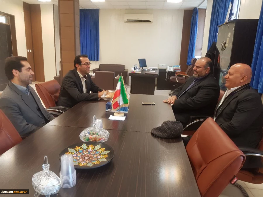 بازدید مدیر کل  ومعاونت محترم بنیاد حفظ آثار ونشر ارزشهای دفاع مقدس استان لرستاندر هفته بسیج از دانشگاه فنی استان لرستان  4