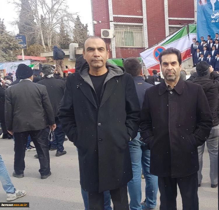 حضور پرشور کارکنان ودانشجویان دانشگاه فنی استان لرستان در راهپیمایی بزرگ 22 بهمن  4